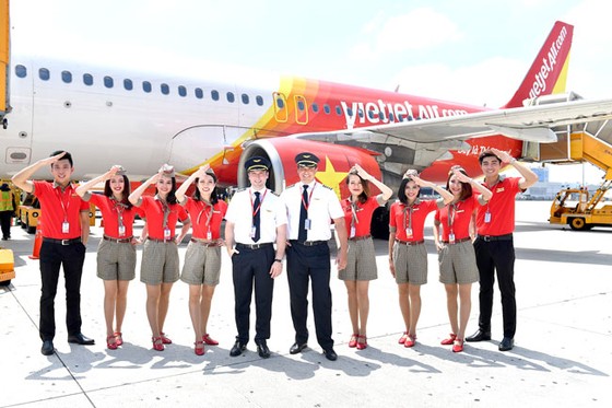 6 tháng 2018 - Vietjet tiếp tục tăng trưởng mạnh doanh thu và hiệu quả ảnh 2