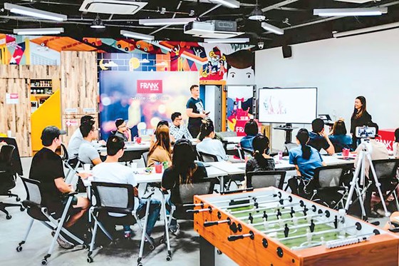 Fintech- kinh nghiệm tiếp cận từ Singapore ảnh 1