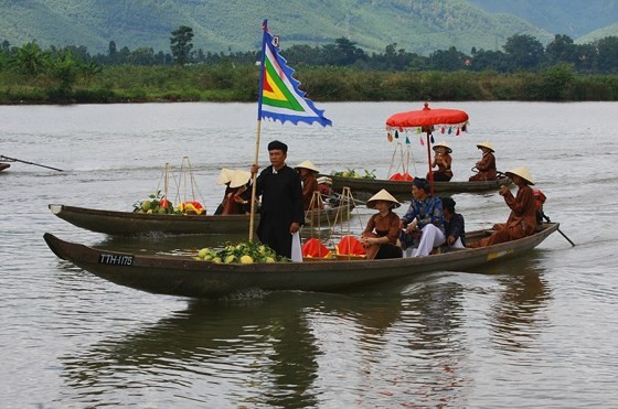 Độc đáo lễ hội Thanh Trà – hương vị xứ Huế ảnh 7
