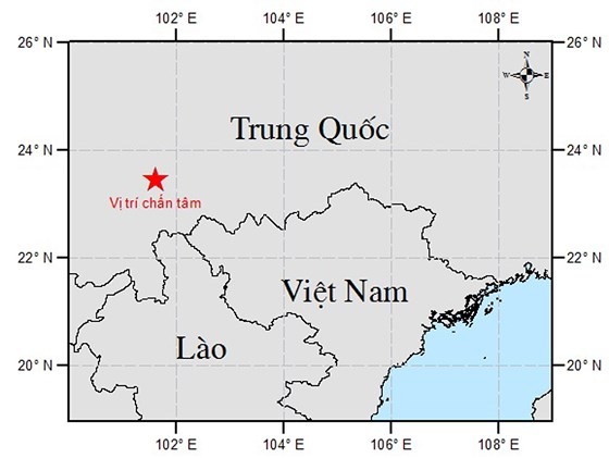 Người dân Hà Nội nhốn nháo vì dư chấn động đất ảnh 6