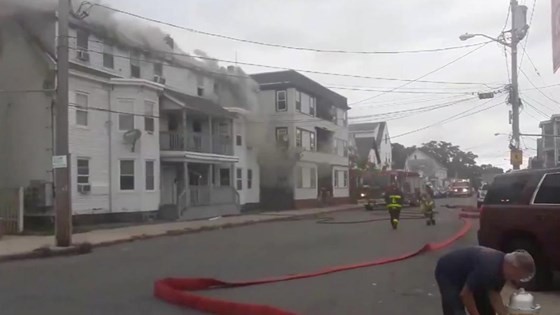 Mỹ: Hàng chục vụ nổ khí ga ở ngoại ô Boston, ít nhất 6 người bị thương ảnh 6