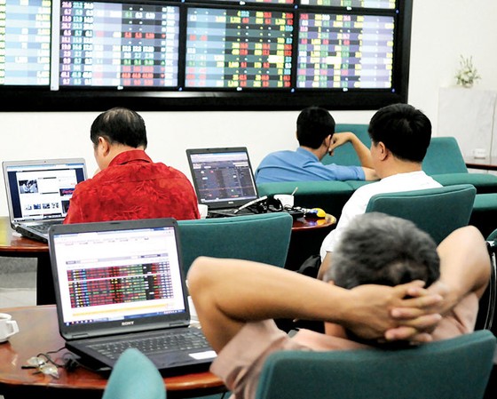 Thị trường chứng khoán Việt Nam ngày 11-10 : “Bốc hơi” 7,2 tỷ USD ảnh 1