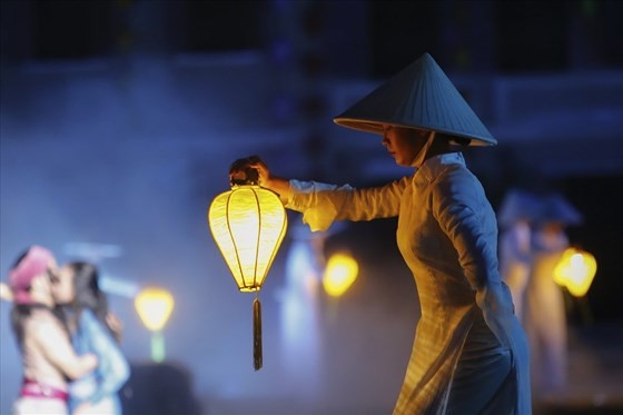 Nhiều chương trình nghệ thuật dành cho một nửa của thế giới ảnh 1