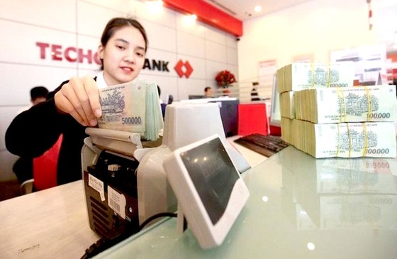 Room tín dụng nên giữ hay bỏ? ảnh 1