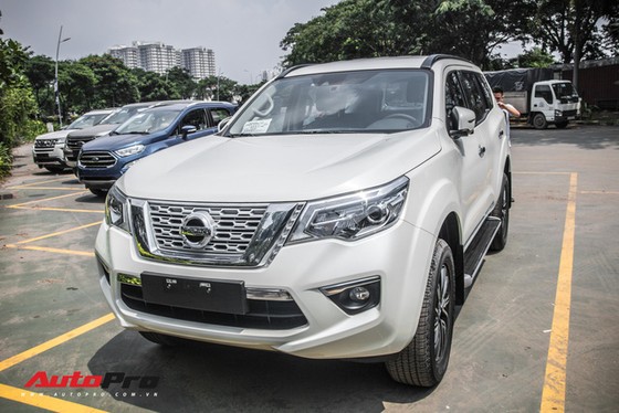 Không có xe giá rẻ, xe mới tiền tỷ đến cả chục tỷ đồng áp đảo thị trường ô tô Việt Nam cuối năm - Ảnh 11. Không có xe giá rẻ, xe mới tiền tỷ đến cả chục tỷ đồng áp đảo thị trường ô tô Việt Nam cuối năm - Ảnh 11.
