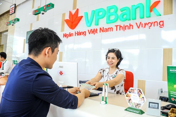 VN Index trái chiều tin tốt ảnh 1