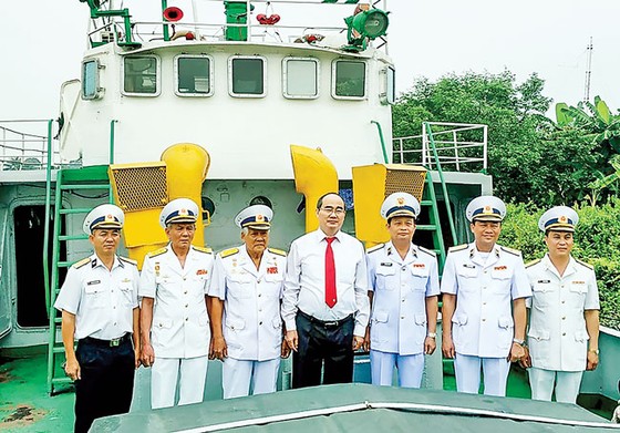 Huyền thoại con tàu “không số” ảnh 1