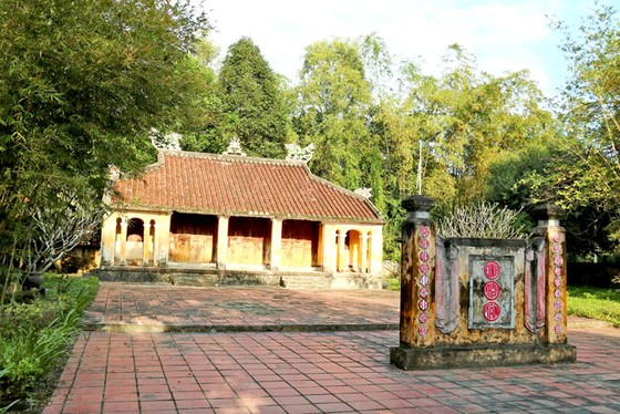 Kỳ bí đình làng Thạch Tân ảnh 1