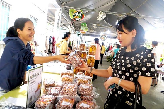 Đa dạng đặc sản tết ảnh 1