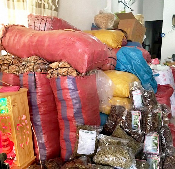 Tiền mất tật mang với “thuốc gia truyền” trên mạng ảnh 2