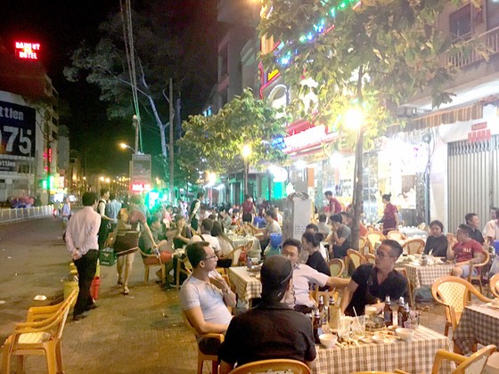 Đã uống rượu bia, không lái xe! ảnh 1