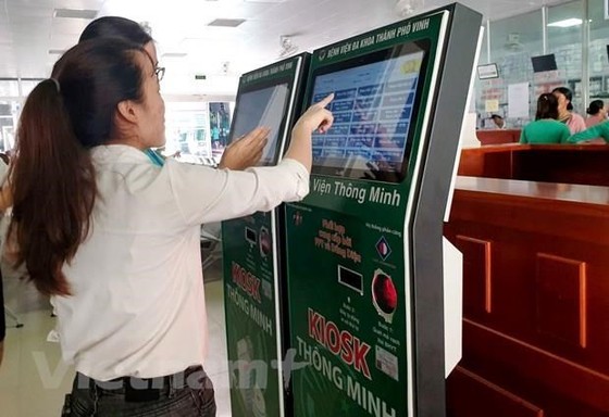 Đẩy mạnh thanh toán không dùng tiền mặt đối với dịch vụ công hình ảnh 1 Day manh thanh toan khong dung tien mat doi voi dich vu cong hinh anh 1