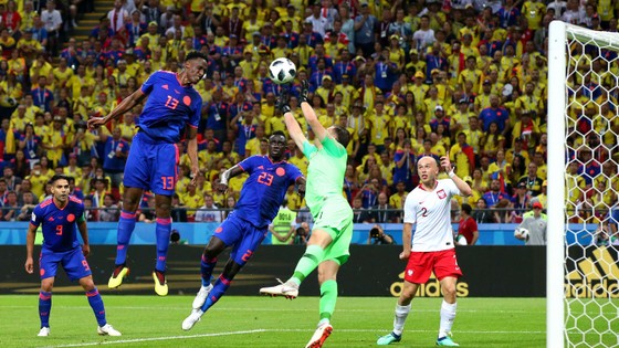 Ba Lan - Colombia 0-3: Mãnh hổ Falcao tiễn Ba Lan về nước ảnh 2
