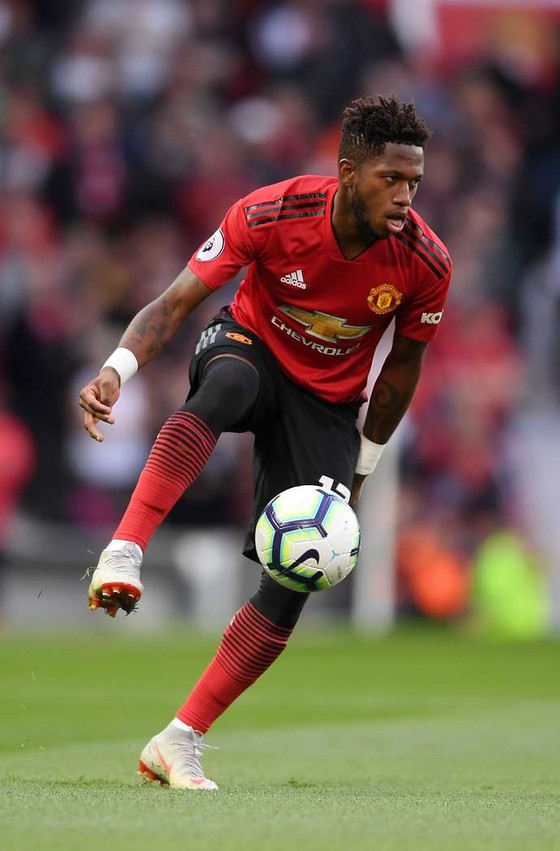 Fred: “Cựu tiền vệ Arsenal khuyên tôi gia nhập Man United” ảnh 1