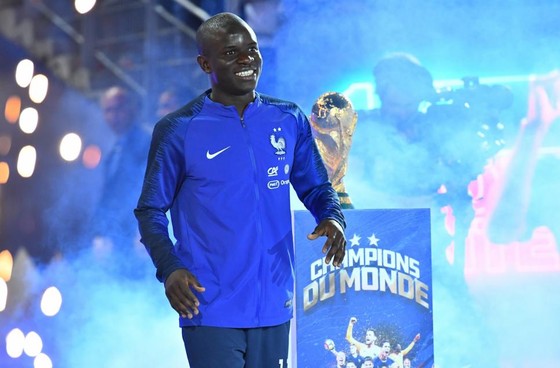 Ronaldo, Bemzema và Bale dược đề cừ Quả bóng vàng 2018 ảnh 16