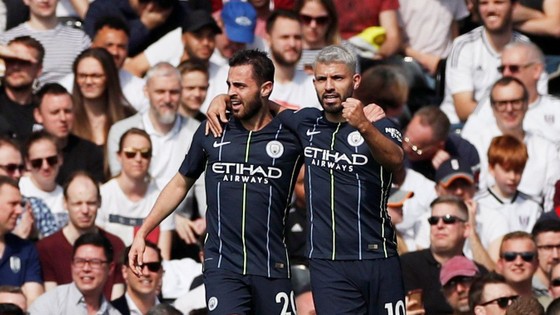 Fulham - Man City 0-2: Silva và Aguero tỏa sáng, Man Xanh chiếm lại ngôi đầu ảnh 6