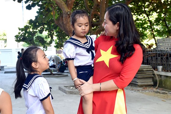 Những đứa trẻ của Trường Sa ảnh 6