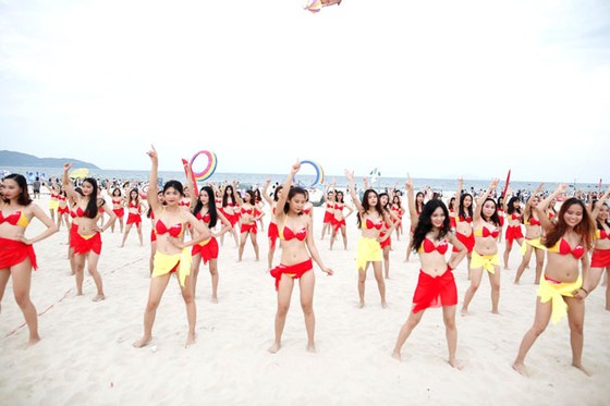 Chào hè của “Hãng hàng không bikini” ảnh 6