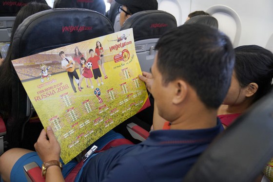 Hành khách hào hứng với lịch thi đấu World Cup 2018 của Vietjet ảnh 4