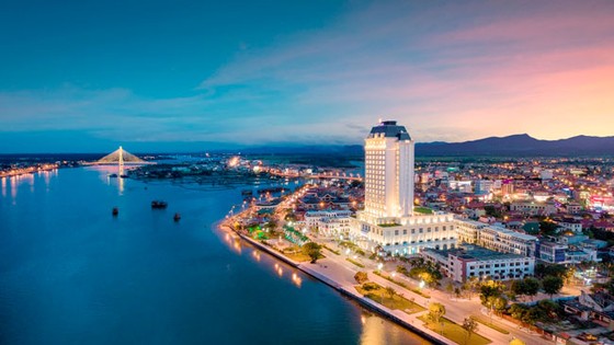 Vinpearl khai trương khách sạn cao nhất 4 tỉnh thành ảnh 2