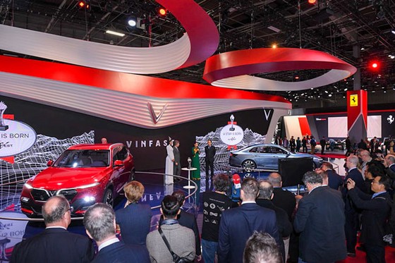VinFast được vinh danh giải thưởng “Ngôi sao mới” tại Paris Motor Show ảnh 3