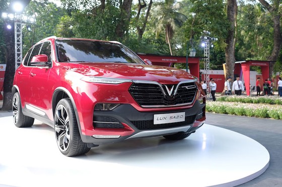 Công bố giá bán xe ô tô VinFast ảnh 2