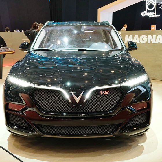 Vinfast trình làng mẫu SUV LUX phiên bản đặc biệt tại Thụy Sỹ ảnh 3