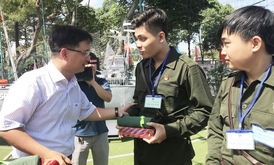 Gần 4.500 thanh niên TPHCM lên đường nhập ngũ ảnh 6