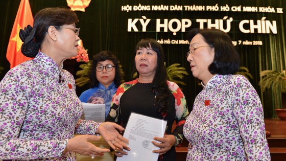 Tăng thêm kinh phí, tập trung xử phạt người xả rác ảnh 1