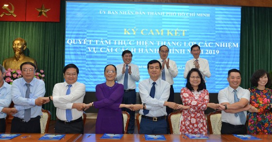 Bí thư Thành ủy TPHCM Nguyễn Thiện Nhân: Triệt để, đồng bộ và tăng tốc cải cách hành chính ảnh 8