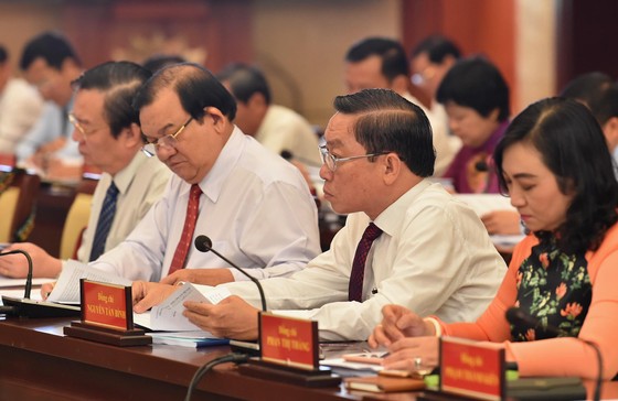 Hội nghị Thành ủy TPHCM bàn kế hoạch nhân sự cho nhiệm kỳ tới ảnh 3