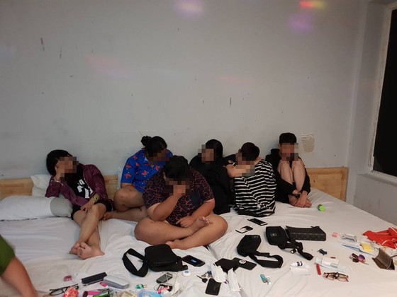 Khởi tố vụ nhiều nam nữ phê ma tuý trong khách sạn tại quận 5 ảnh 2