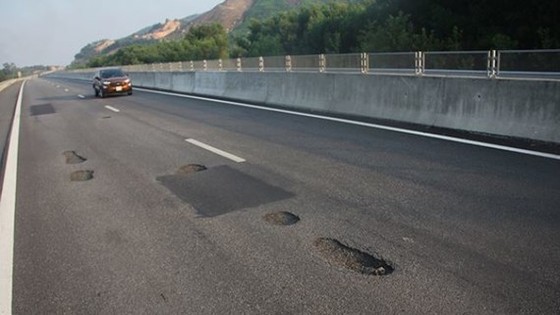 Tiếp tục phải bù lún cho cao tốc Đà Nẵng- Quảng Ngãi ảnh 1