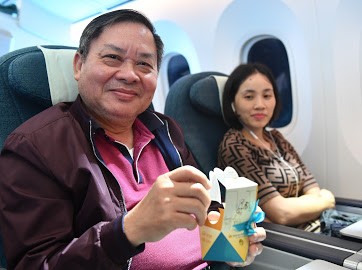 Không khí đặc biệt trên các chuyến bay ngày 8-3 ảnh 3