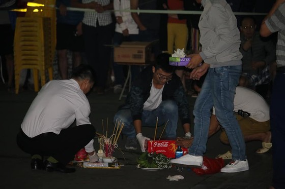 Hà Nội: Bé sơ sinh còn nguyên dây rốn rơi từ tầng cao chung cư ảnh 2