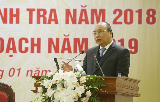 Thủ tướng: Không để hiện tượng người dân kẹp phong bì mỗi lần qua khâu này, khâu kia ảnh 1