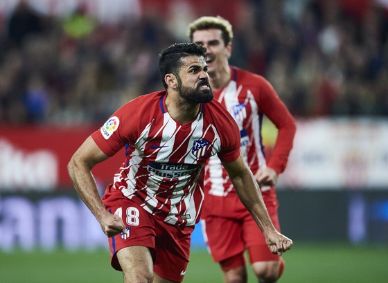 Morata tịt ngòi 10 trận liên tiếp, Costa ghi bàn thứ 46 cho Atletico ảnh 1