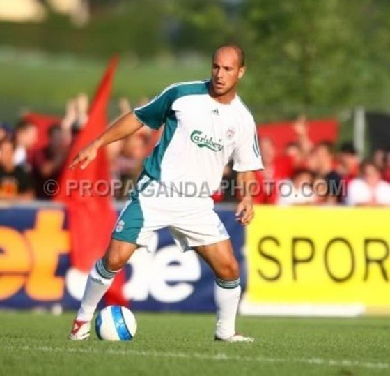 BÊN LỀ: Sao trẻ Ajax bất ngờ tỉnh lại sau một năm bất động ảnh 2