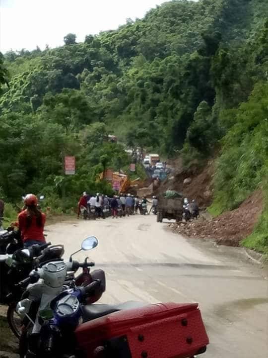 Khắp nơi chạy lũ ảnh 3