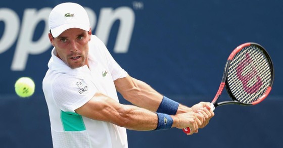 Miami Open: Djokovic lại bất ngờ bị loại, “dân chơi” Kyrgios cũng rời cuộc chơi ảnh 1