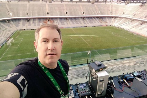 Nhà báo thoát chết vụ rơi máy bay của Chapecoense cuối cùng vẫn… qua đời ảnh 2