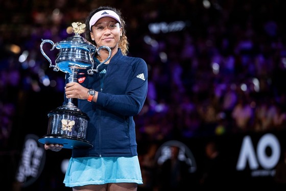 Naomi Osaka đang trở thành biểu tượng mới của làng quần vợt thế giới