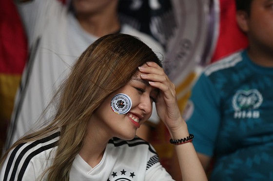 CĐV tuyển Đức tại TPHCM “sốc” khi đội nhà bị loại khỏi World Cup ảnh 2