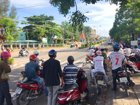 Nổ súng ở trụ sở phường, 1 người chết, 1 người bị thương ảnh 1