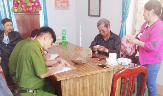 Tạm giữ 1 đối tượng có liên quan đến việc phóng viên VTV bị hành hung ảnh 2