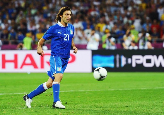 Hồ sơ Andrea Pirlo - Kỳ 1: Chàng công tử trên sân cỏ ảnh 2