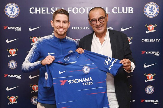 Tân binh của Chelsea, tiền vệ Jorginho: Mẹ đã dạy tôi biết chơi bóng ảnh 3