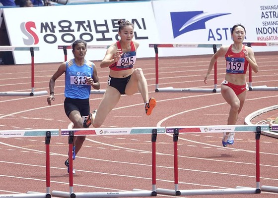 Điền kinh: Vào chung kết 400m rào nữ, Quách Thị Lan xô ngã kỷ lục quốc gia ảnh 2