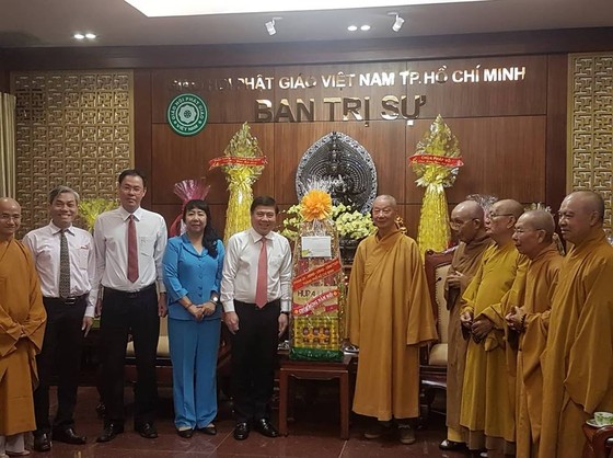 Lãnh đạo TPHCM thăm, chúc tết các tổ chức tôn giáo ảnh 1