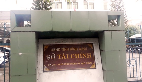 Phó trưởng Phòng Sở Tài chính Bình Định bất ngờ treo cổ tự tử trong nhà vệ sinh. ảnh 1